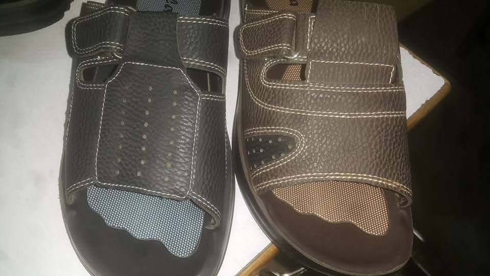 Pu slipper for Men Minimum order 6 pair Wholesale price 2820 for 6 pair