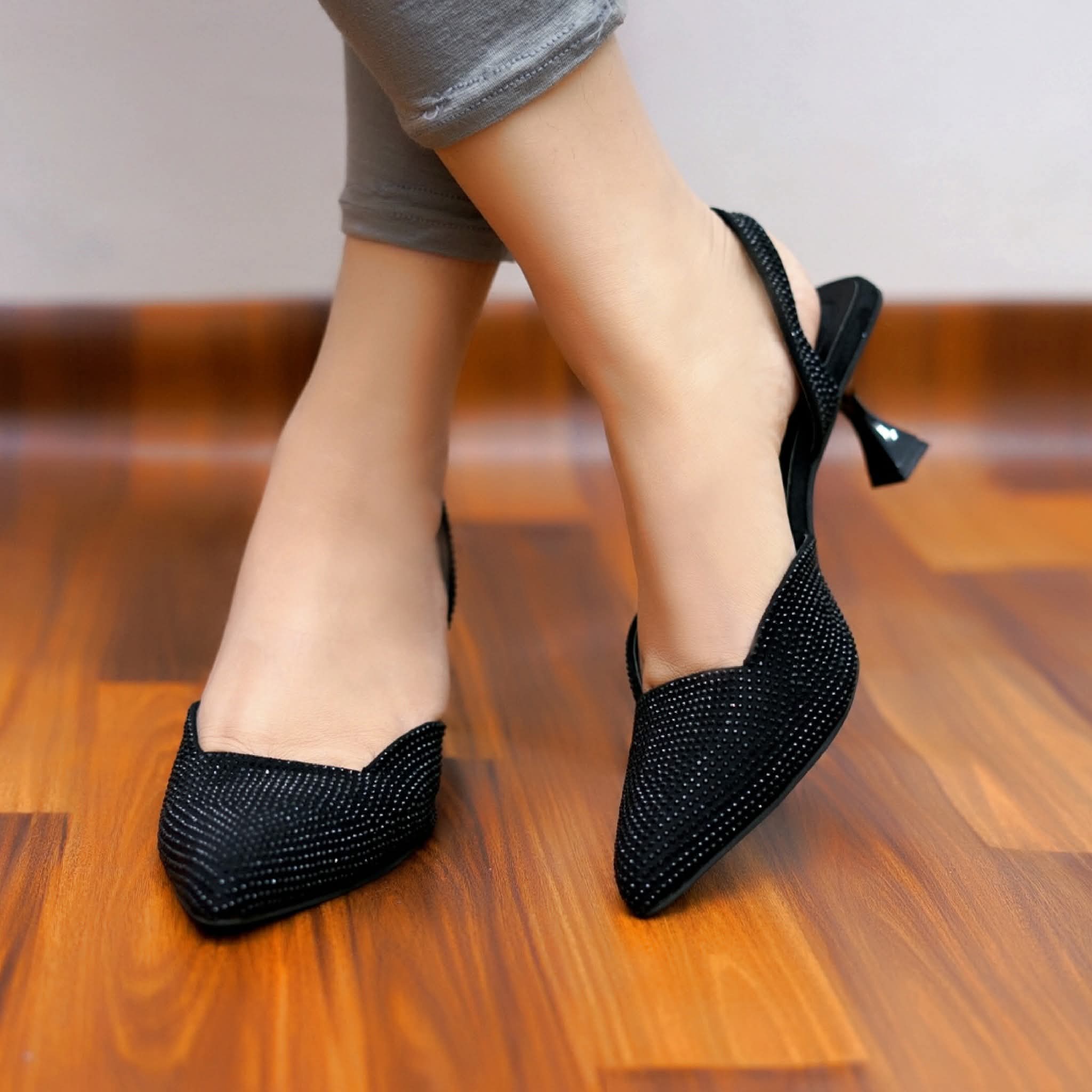 Black Crimson Dazzle Heels – Where Elegance Meets Comfort! Womens heel