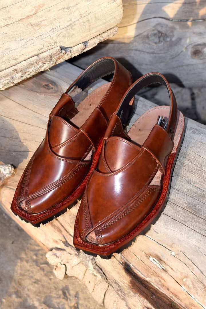 𝐆𝐄𝐍𝐔𝐈𝐍𝐄 𝐋𝐞𝐚𝐭𝐡𝐞𝐫 𝗡au𝗿𝗼𝘇𝗶 mens chappal