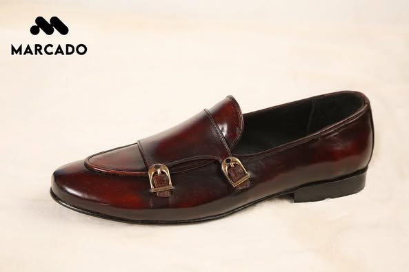 Two mok shoes for men`s