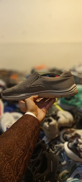 SKECHERS LOVER’S mens womens skechers causal