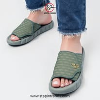 men`s slippers