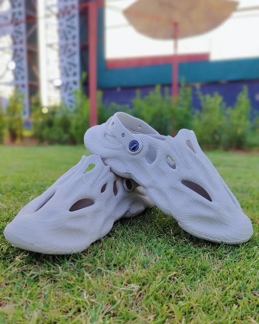 Mens sandals Venom Clogs (Imported Quality)