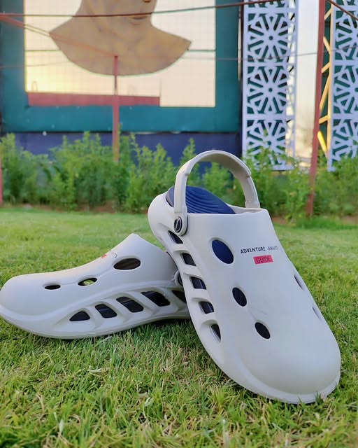 Titan Clogs mens casual sandals