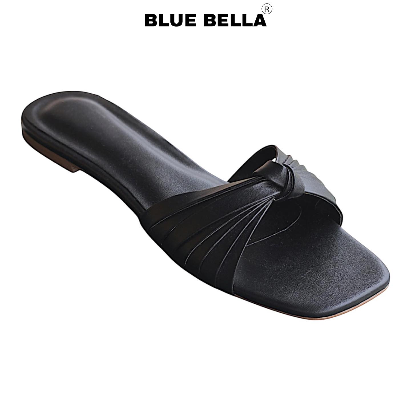 Womens slippers The shoes that keeps your style simple yet standout.