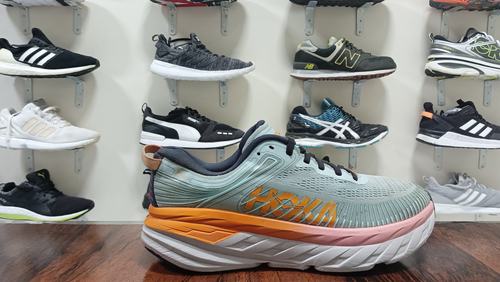 Hoka joggers shoes mens sports