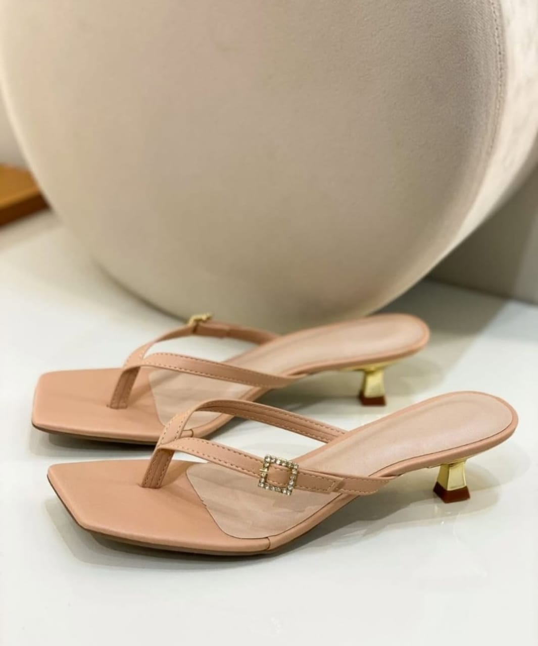 Kitten heel women’s