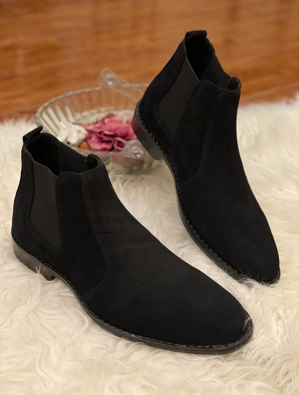 blk suede chelsea mens