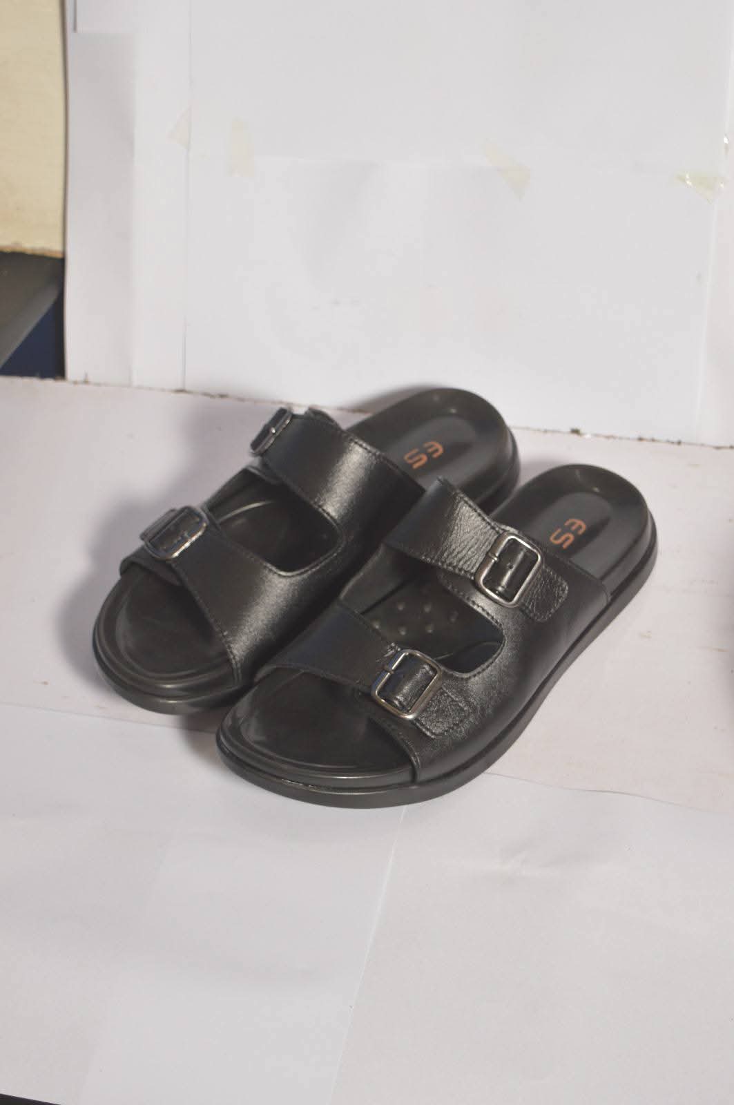 005781 mens formal slippers