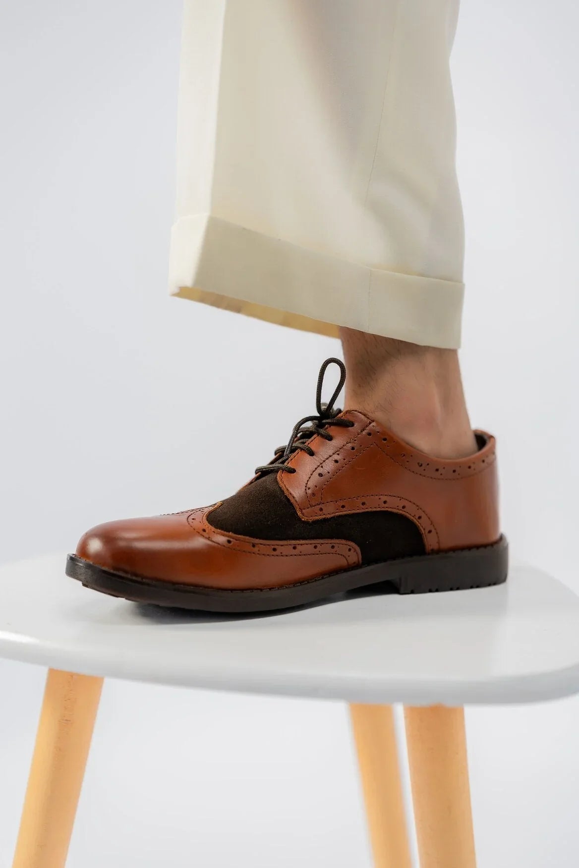 CLINTON BROWN men’s loafers