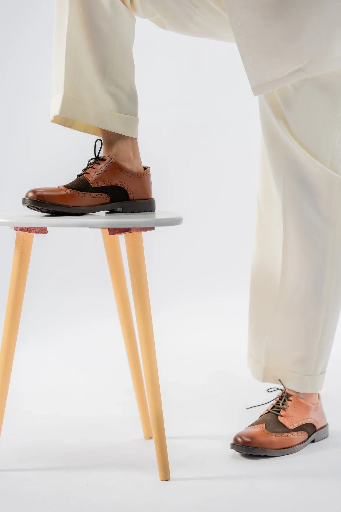 CLINTON BROWN men’s loafers