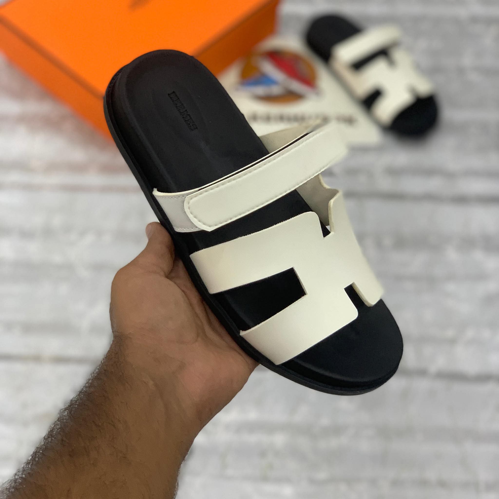 HRMS CHYPRRE WHITE🔥sneakers mens