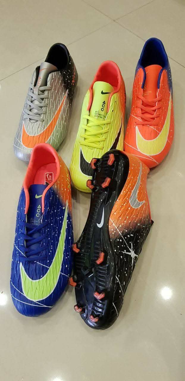 Football shoes mens