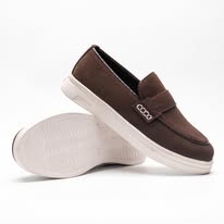 Mens casual sneakers