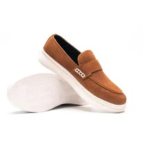 Mens casual sneakers