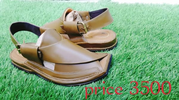 . Get the best quality Charsadda Chappal mens