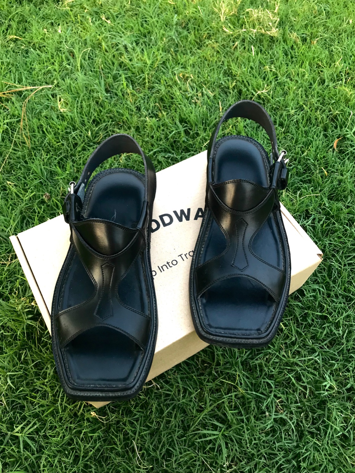 PANJE-DARY or (Five Straps) mens