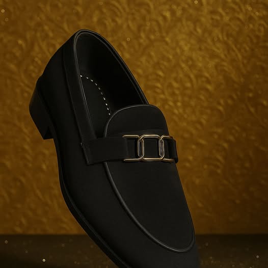 The Signature Black Loafer mens