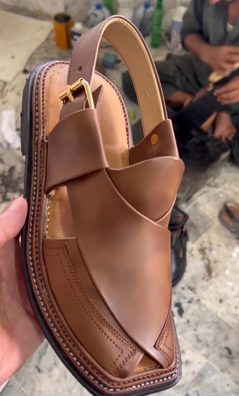 peshawari chappal mens