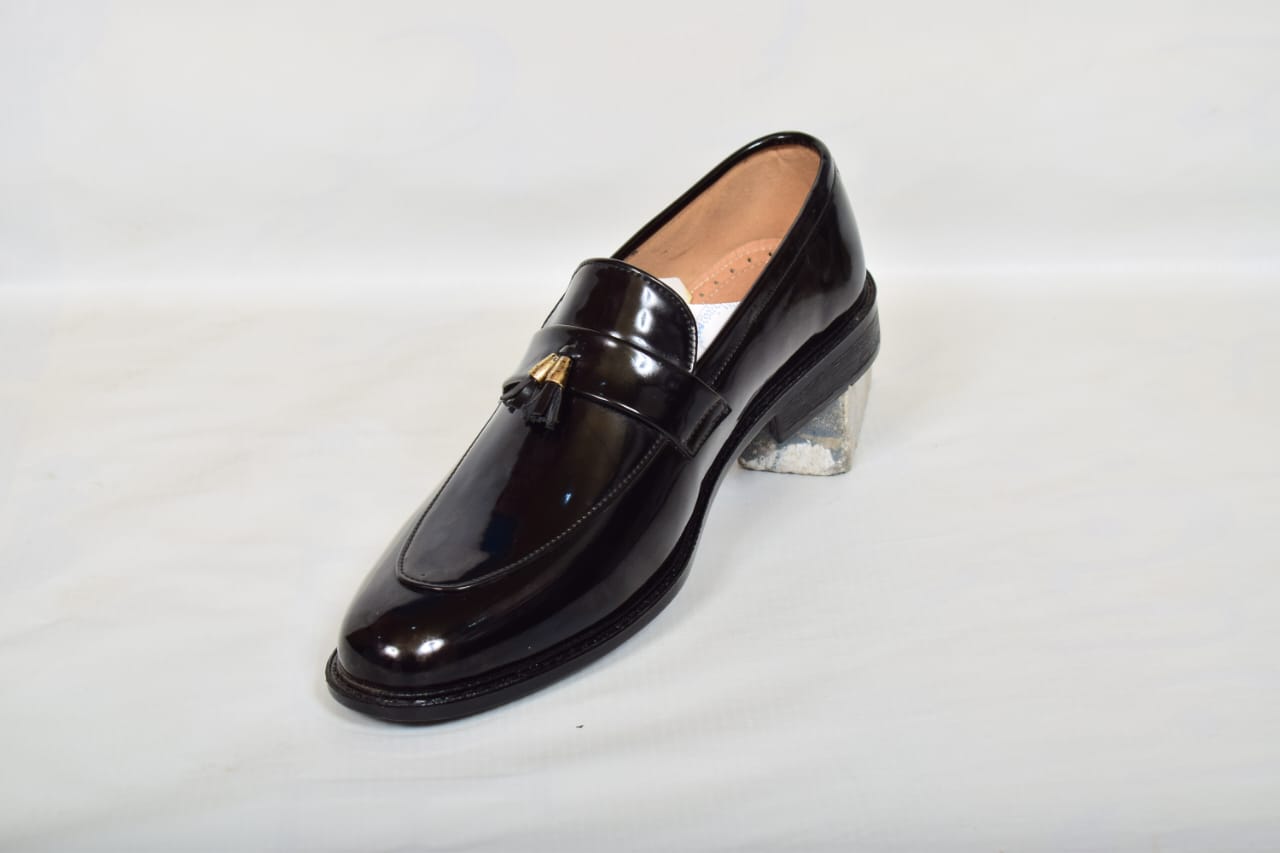 Durable Synthetic Leather, Handmade Men’s Shoes