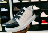 Men’s sneaker shoes