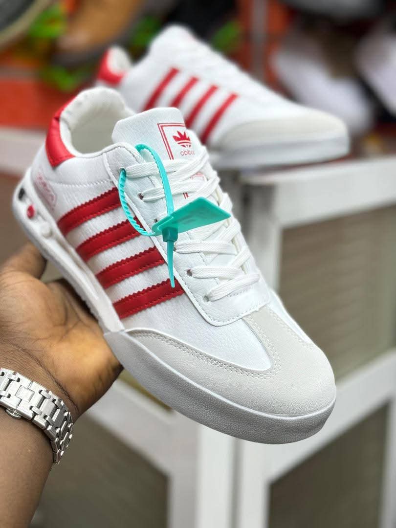 Men’s sneakers shoes