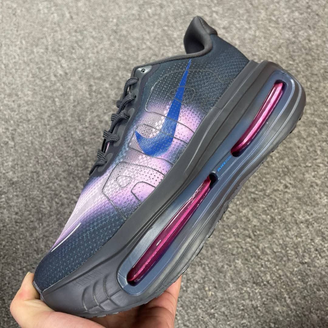 Men’s sneaker shoes