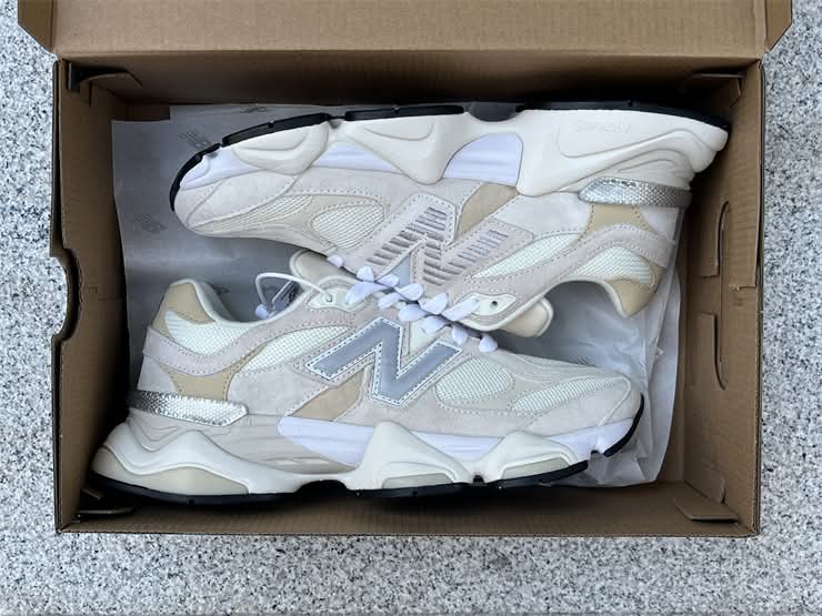 Men’s sneaker shoes