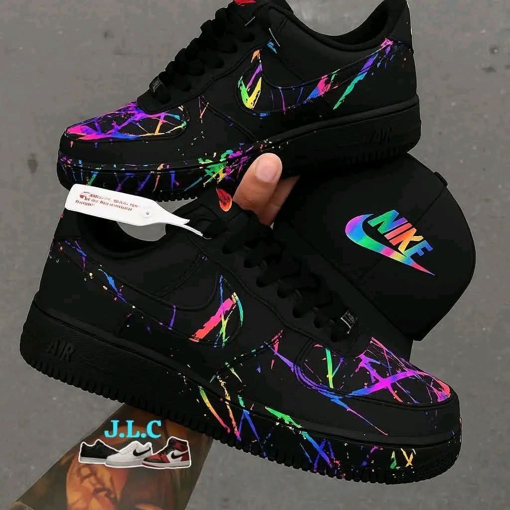 Men’s sneakers shoes