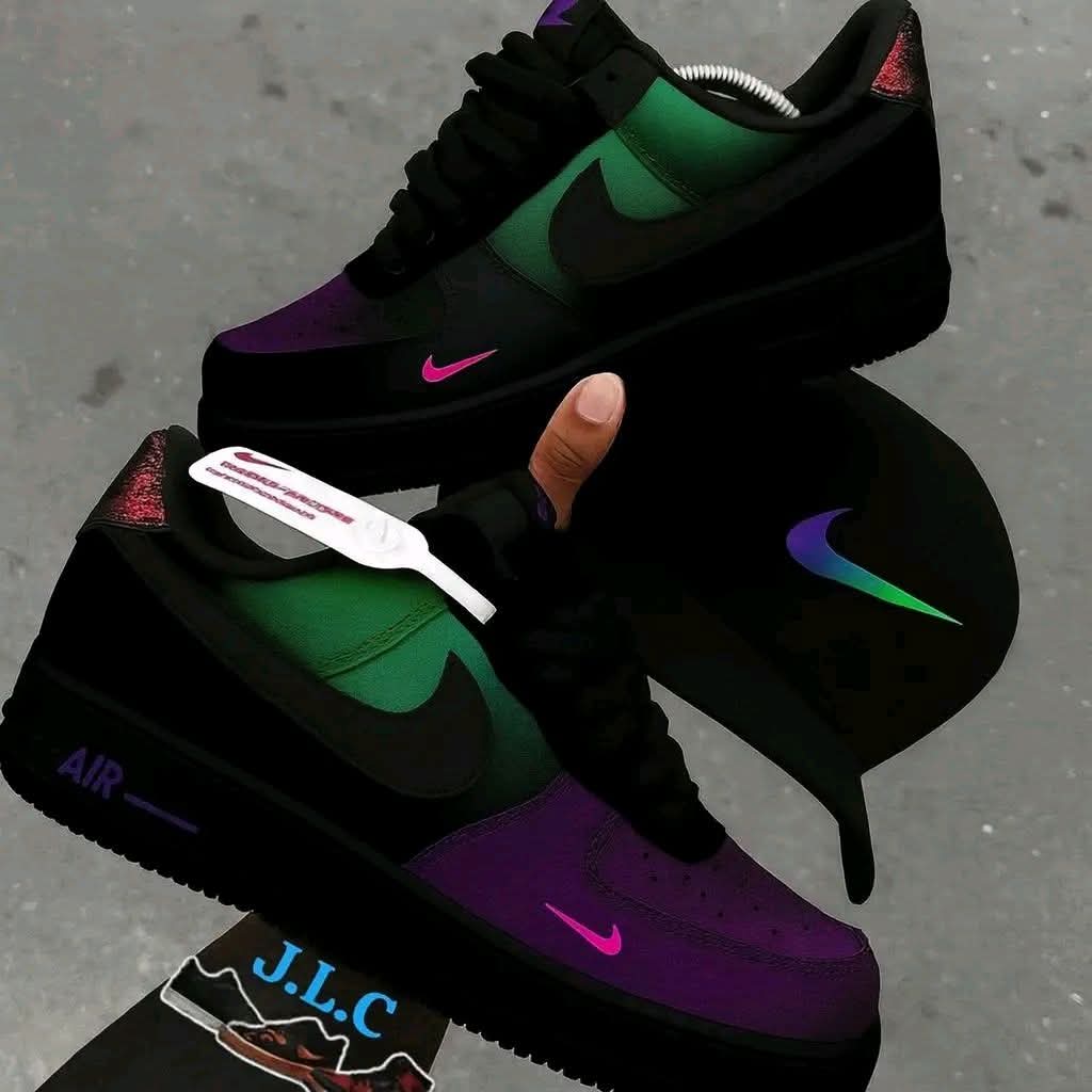 Men’s sneakers shoes