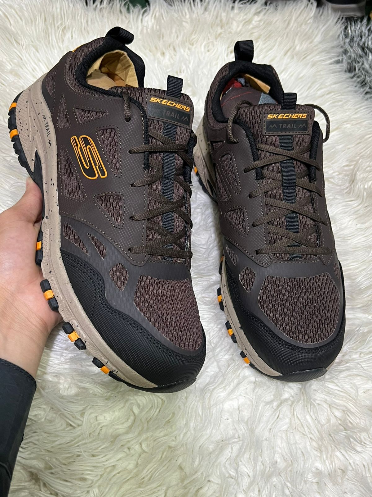 Men’s sneakers shoes