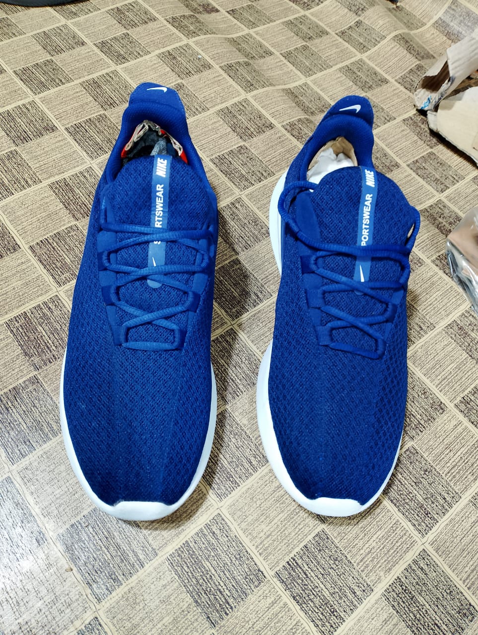 Men’s sneakers shoes