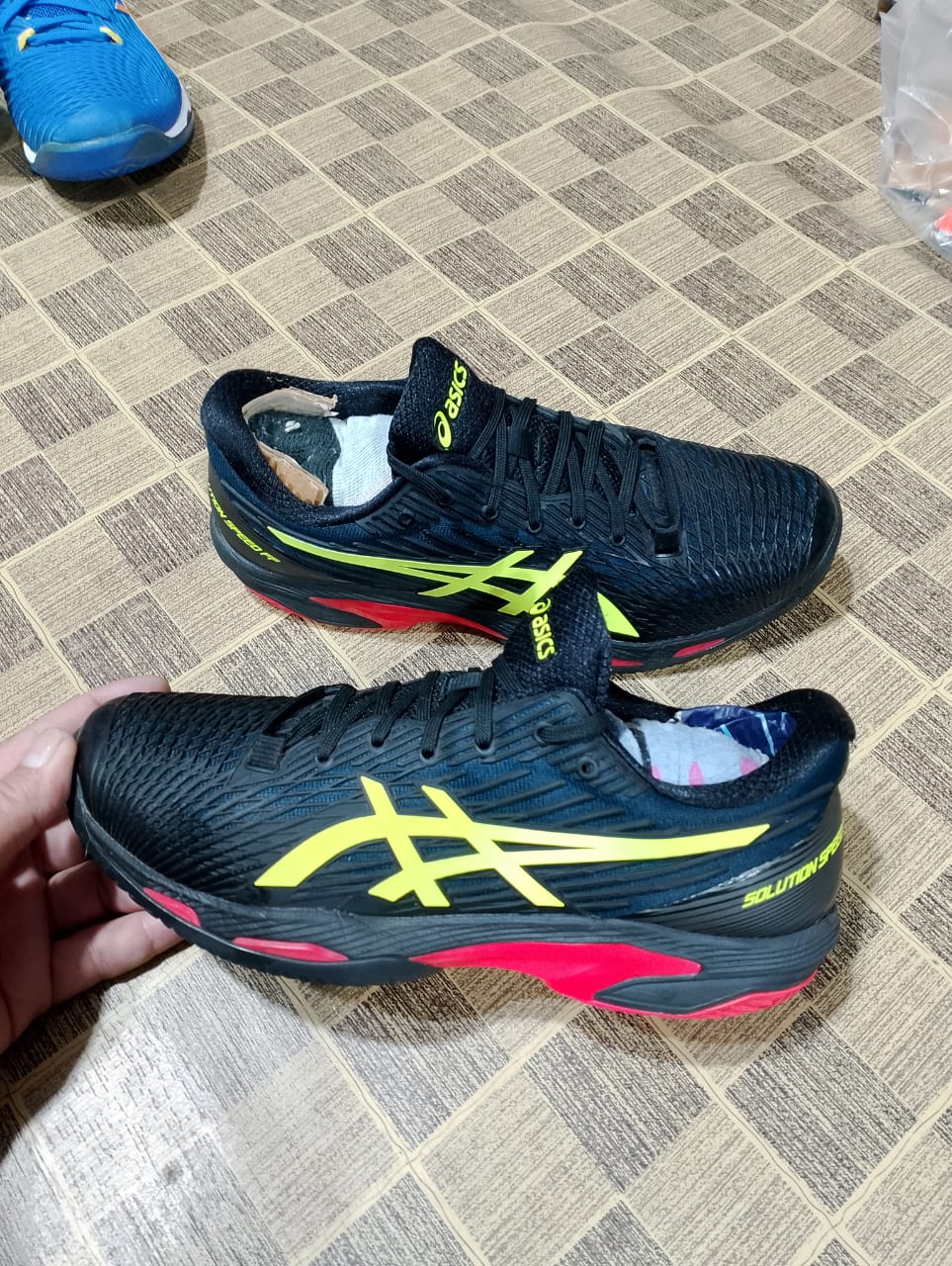 Men’s sneakers shoes