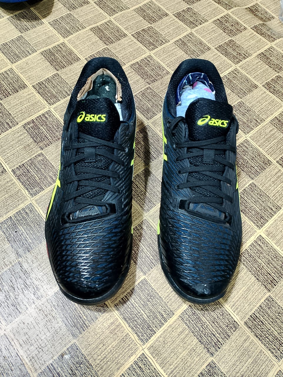 Men’s sneakers shoes