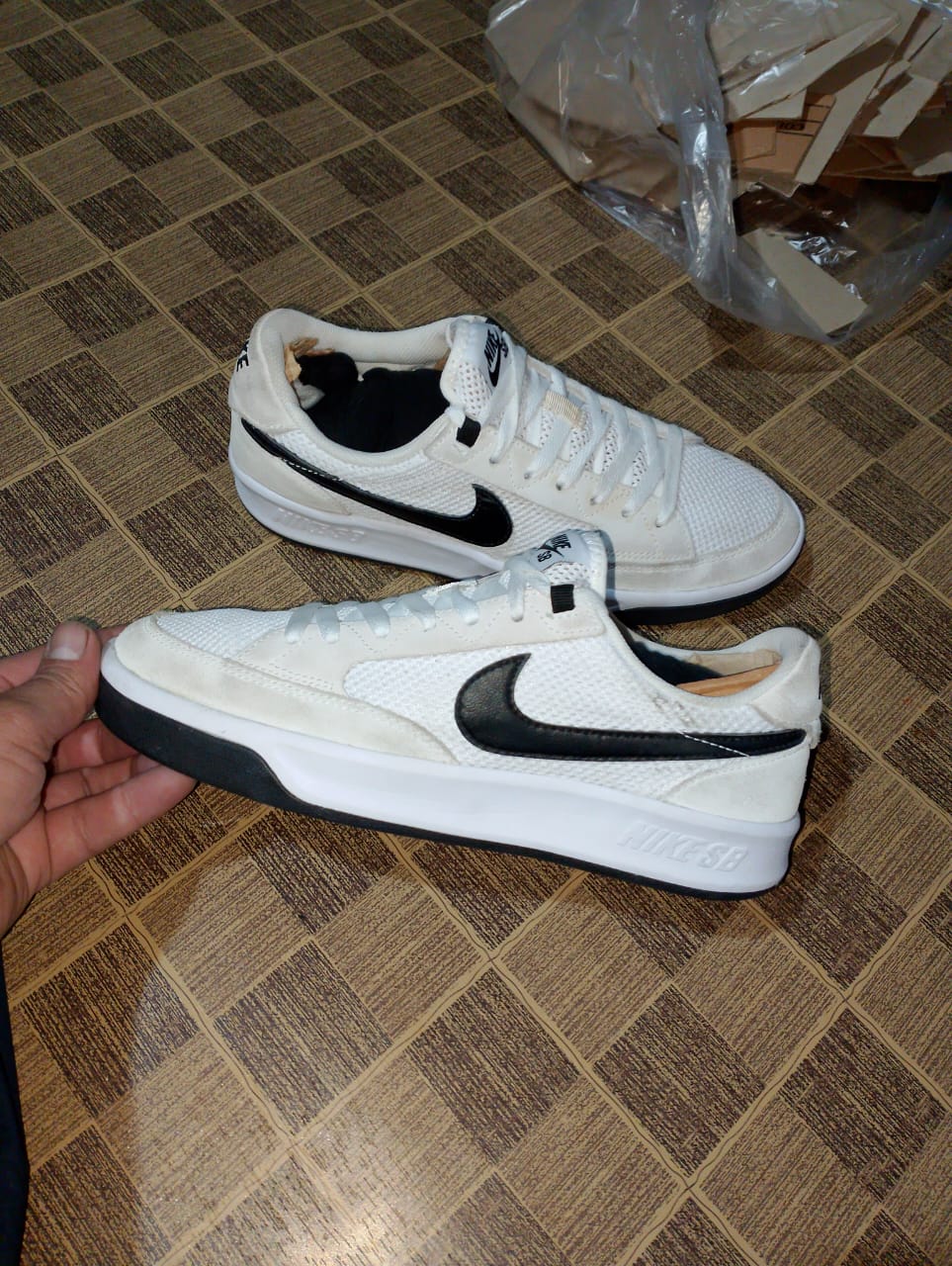 Men’s sneakers shoes