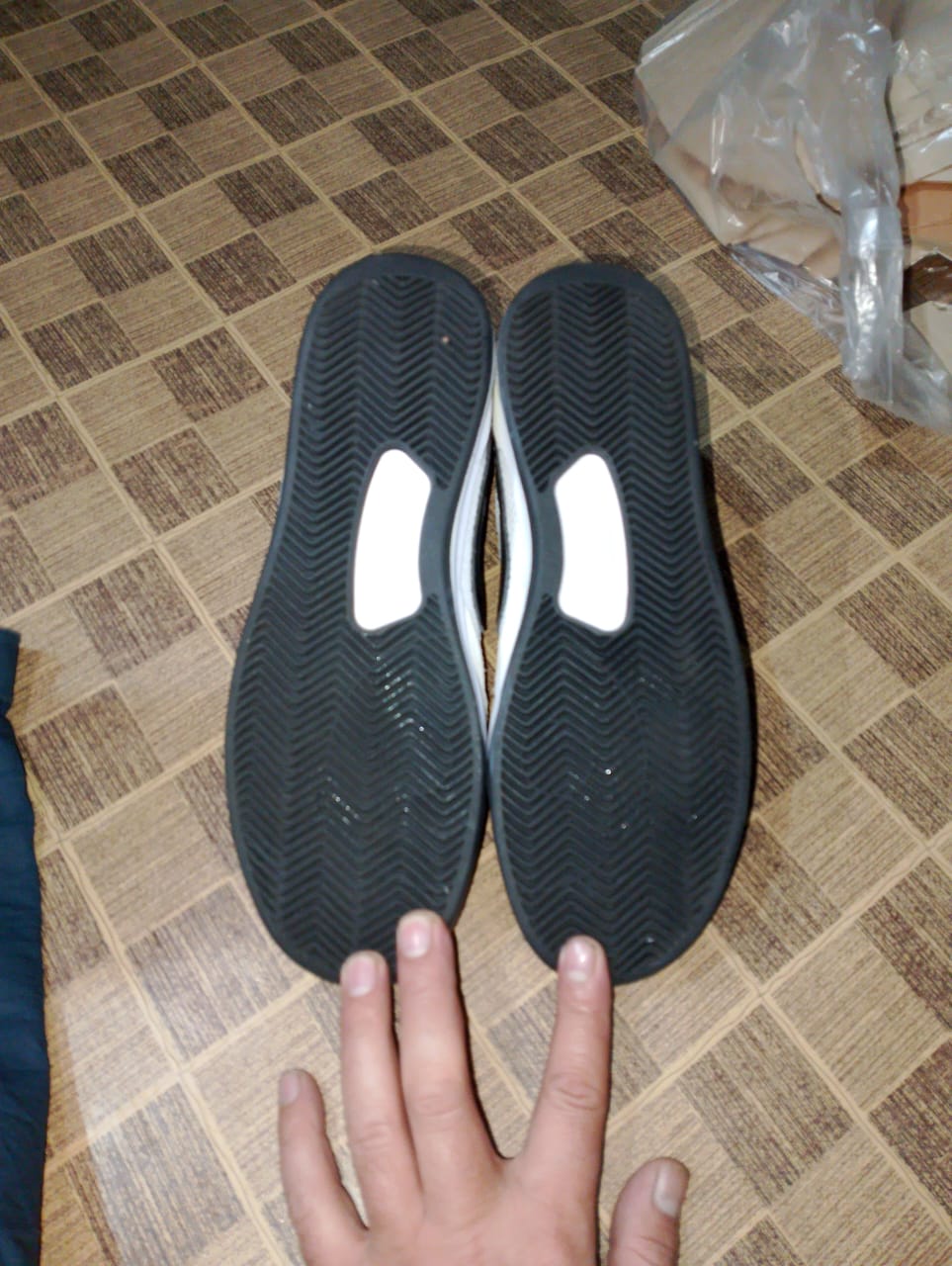 Men’s sneakers shoes