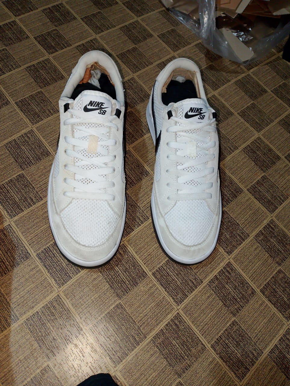 Men’s sneakers shoes