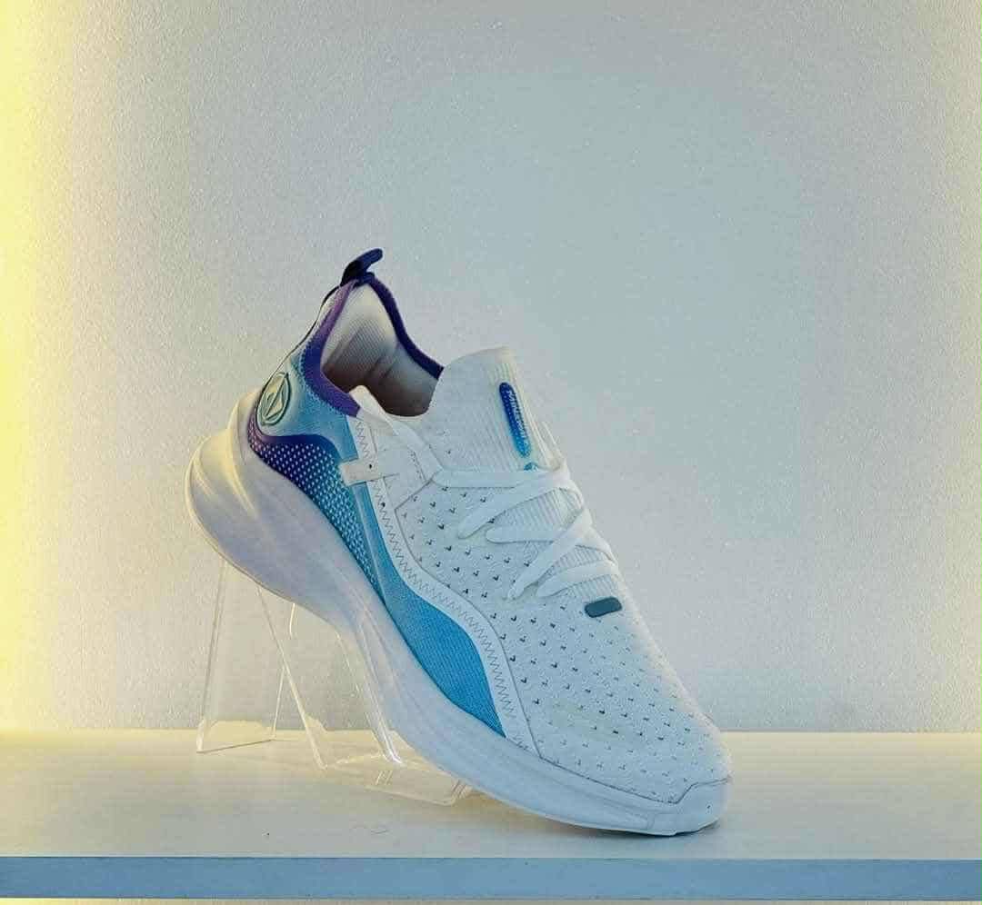 Men’s sneakers shoes