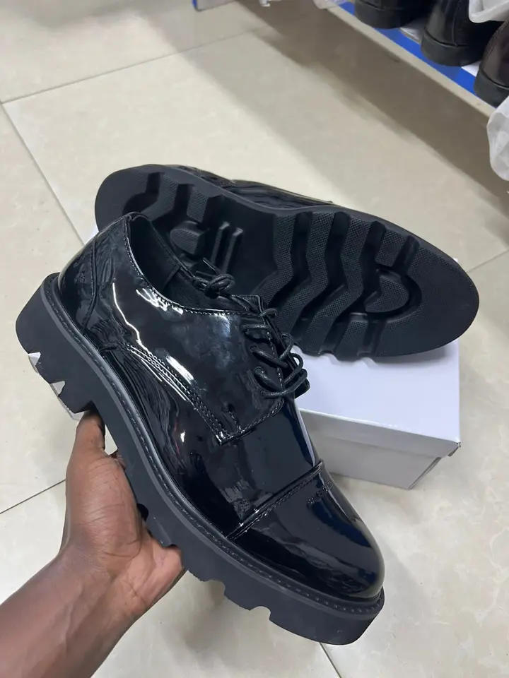 Men’s loafer shoes