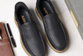 Men’s loafer shoes