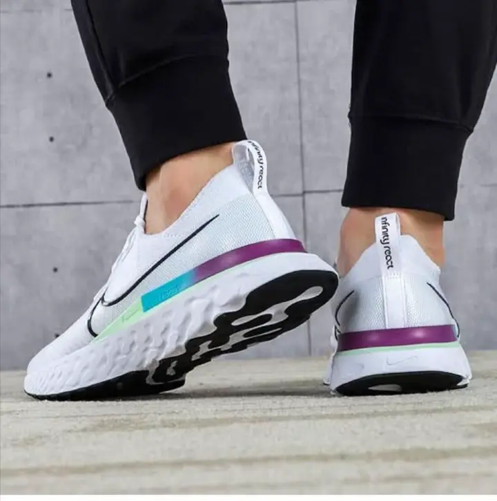 Men’s sneakers shoes