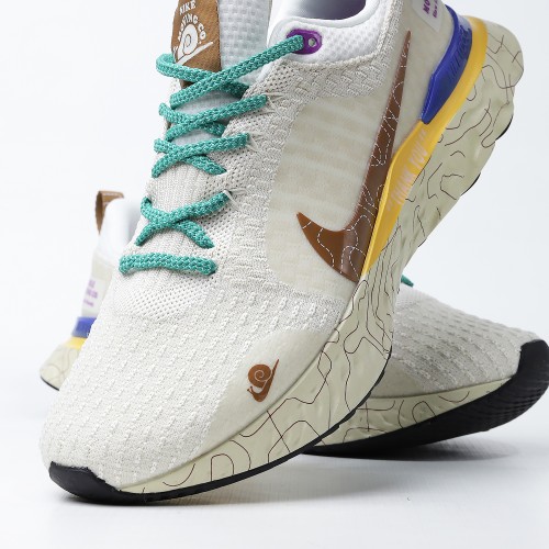 Men’s sneaker shoes