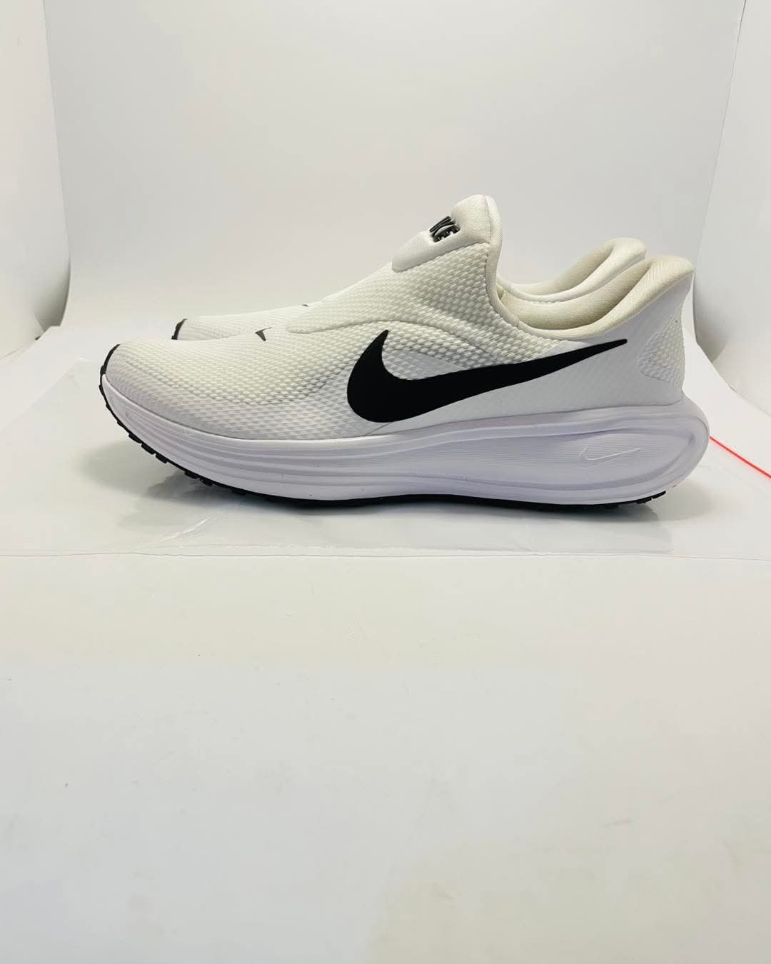 Men’s sneaker shoes