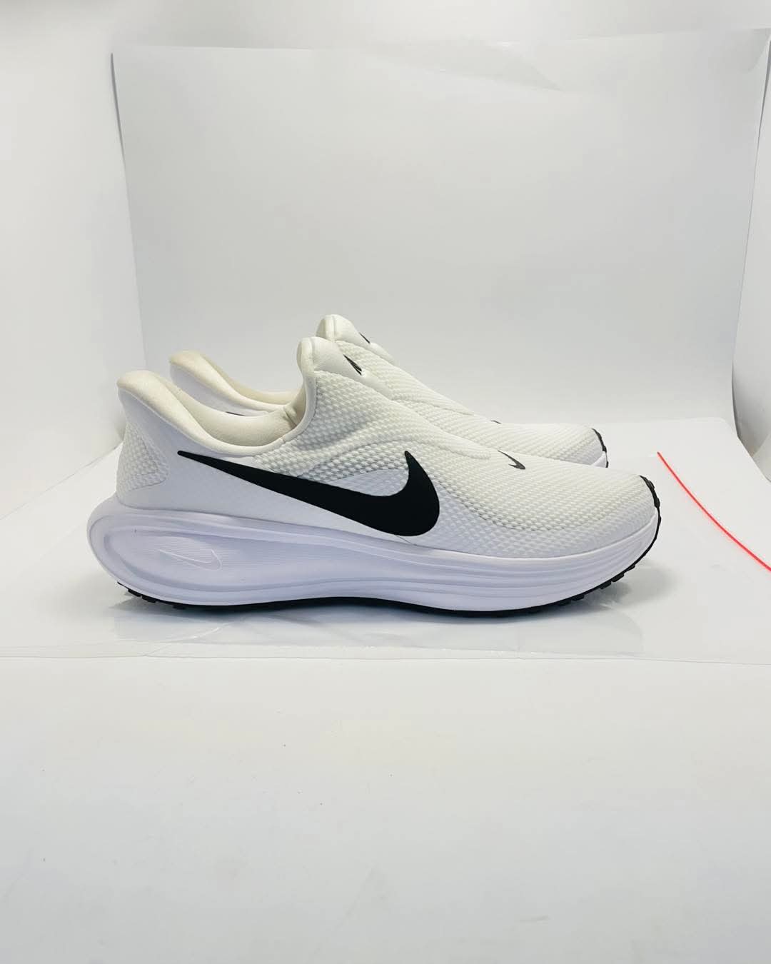 Men’s sneaker shoes