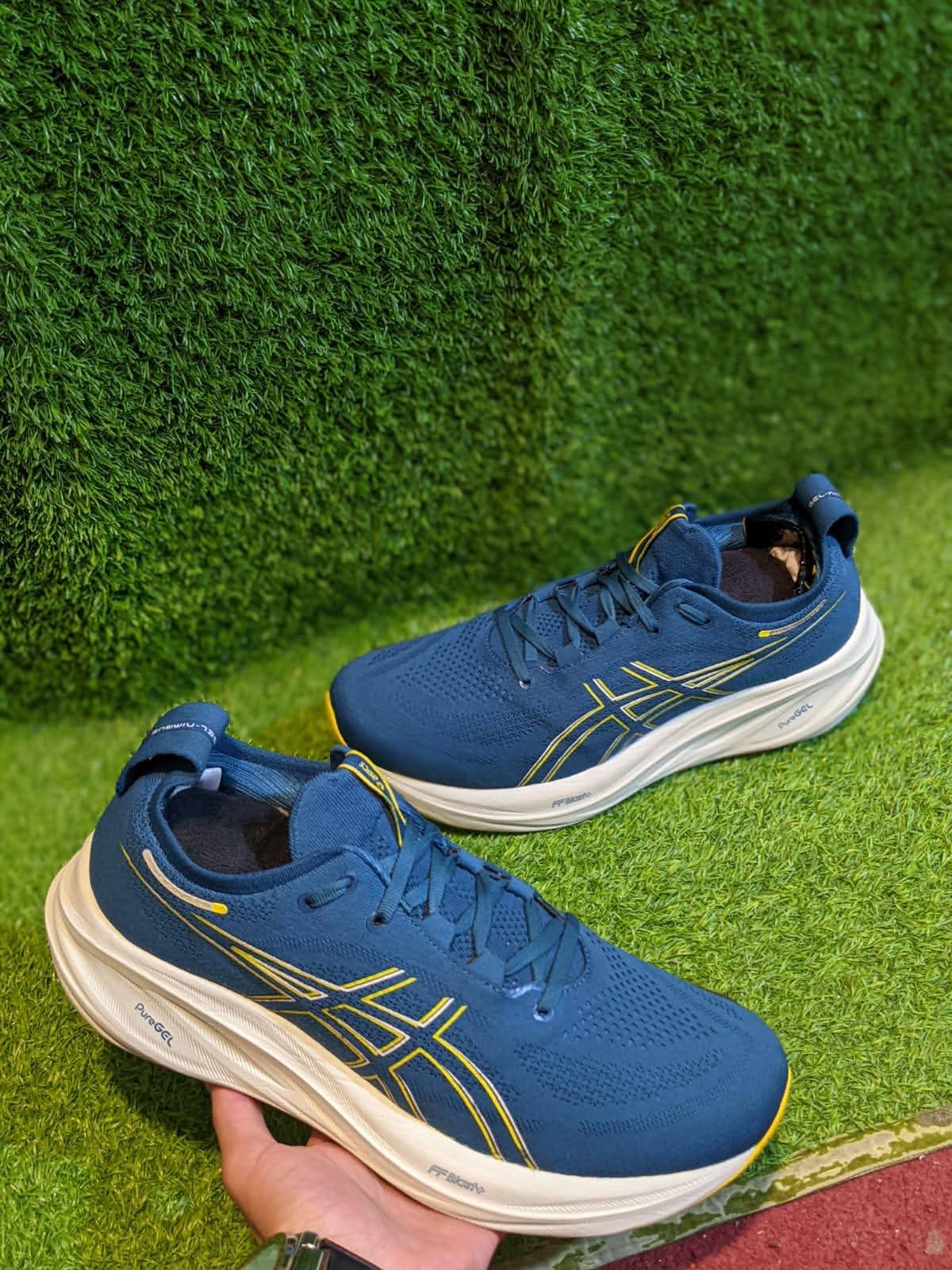 Men’s sneaker shoes