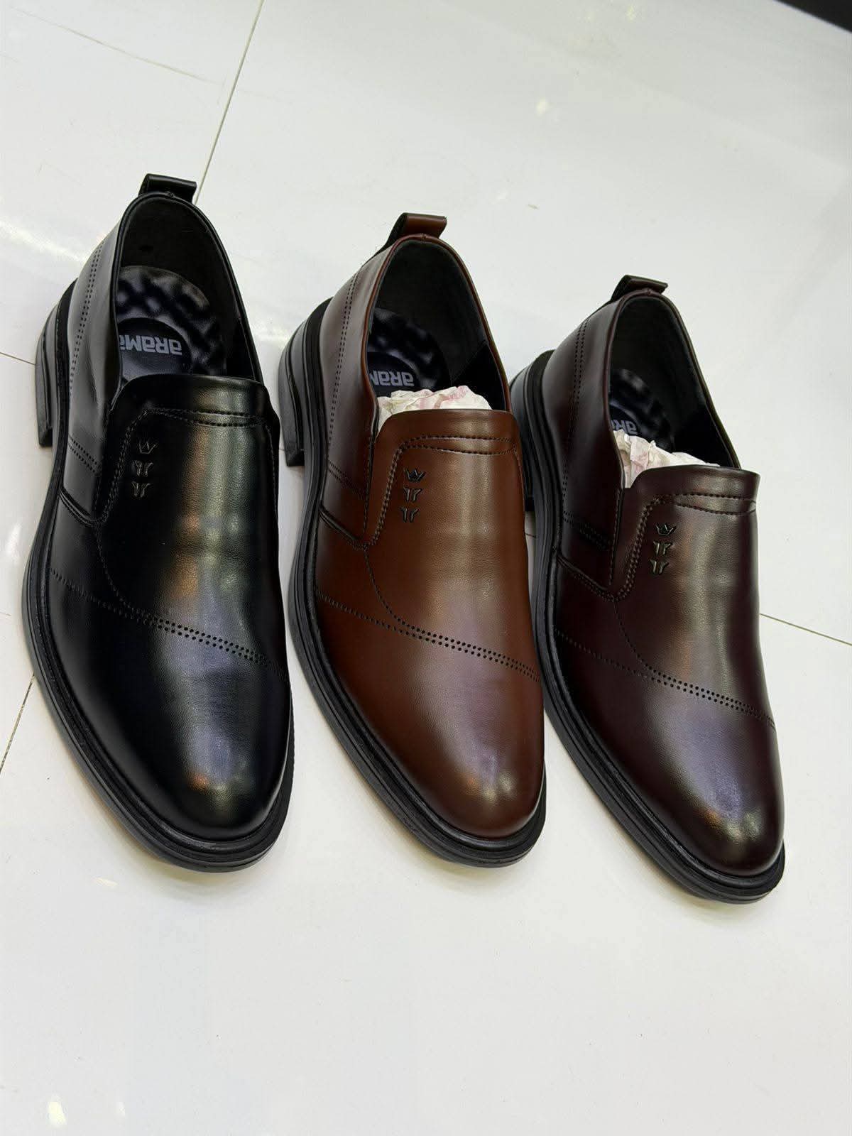Men’s loafer shoes