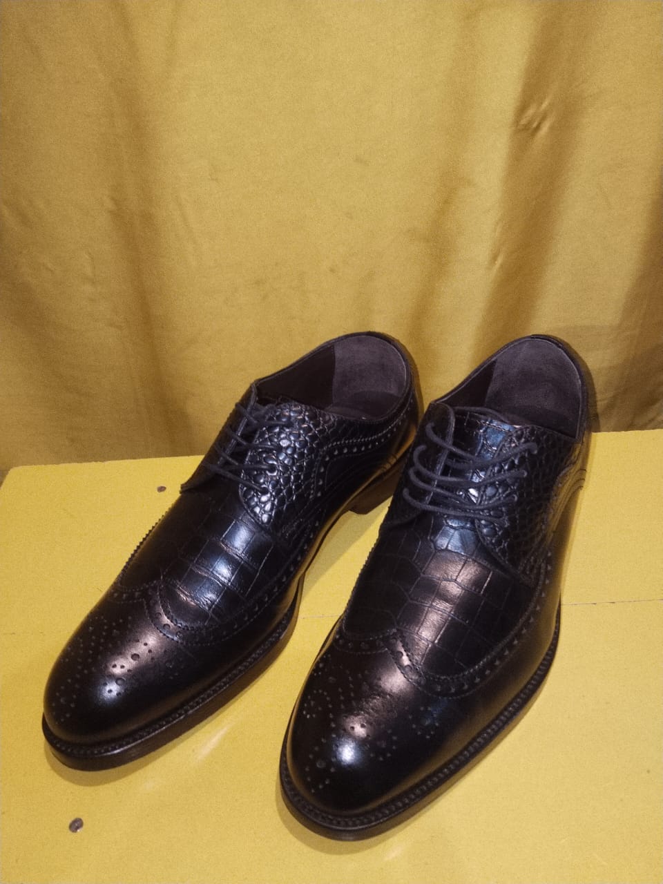 Mens dress shoes