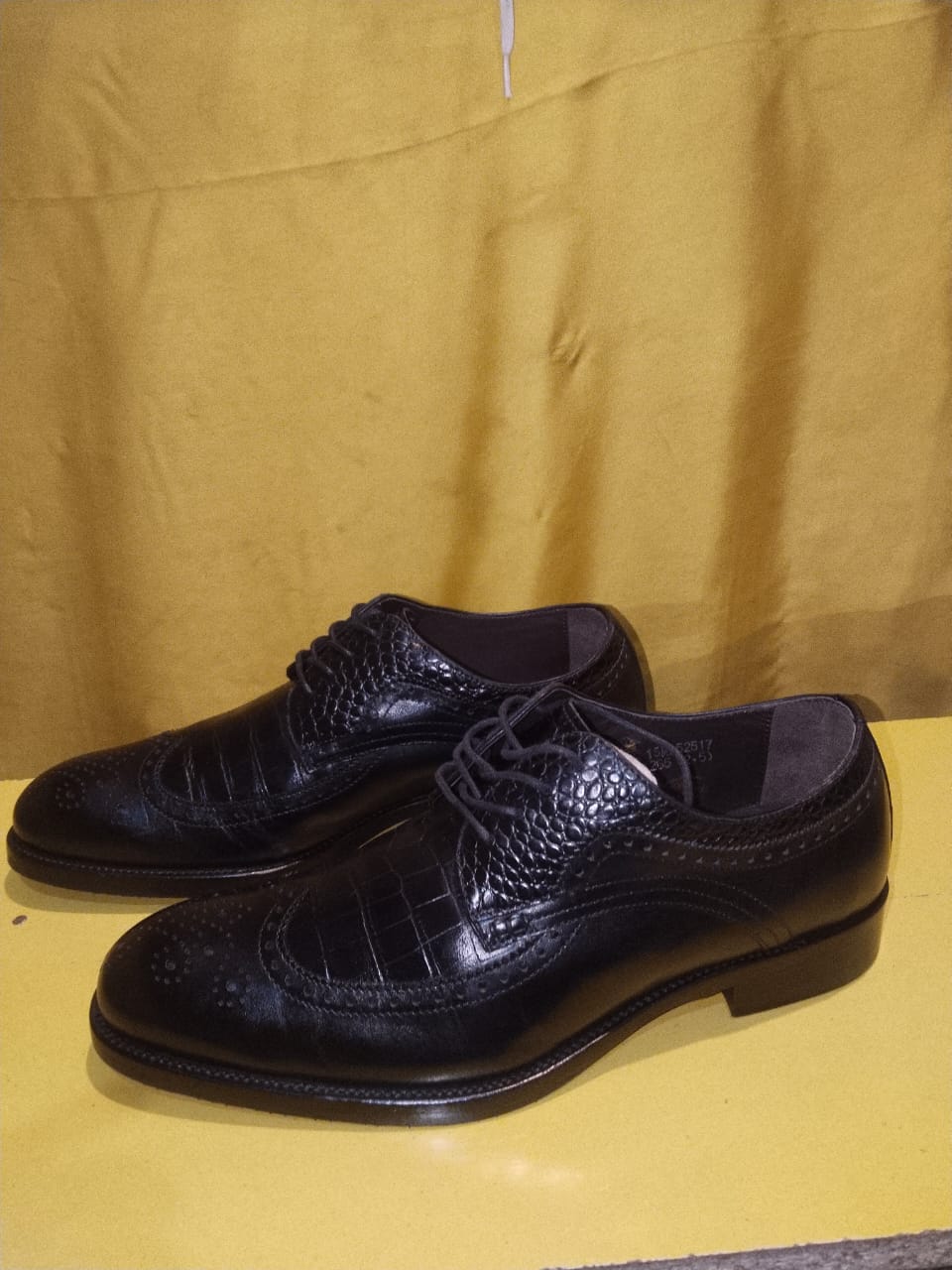 Mens dress shoes
