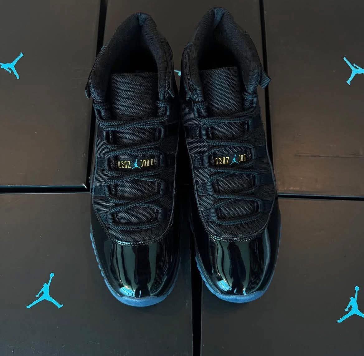 Men’s sneaker shoes