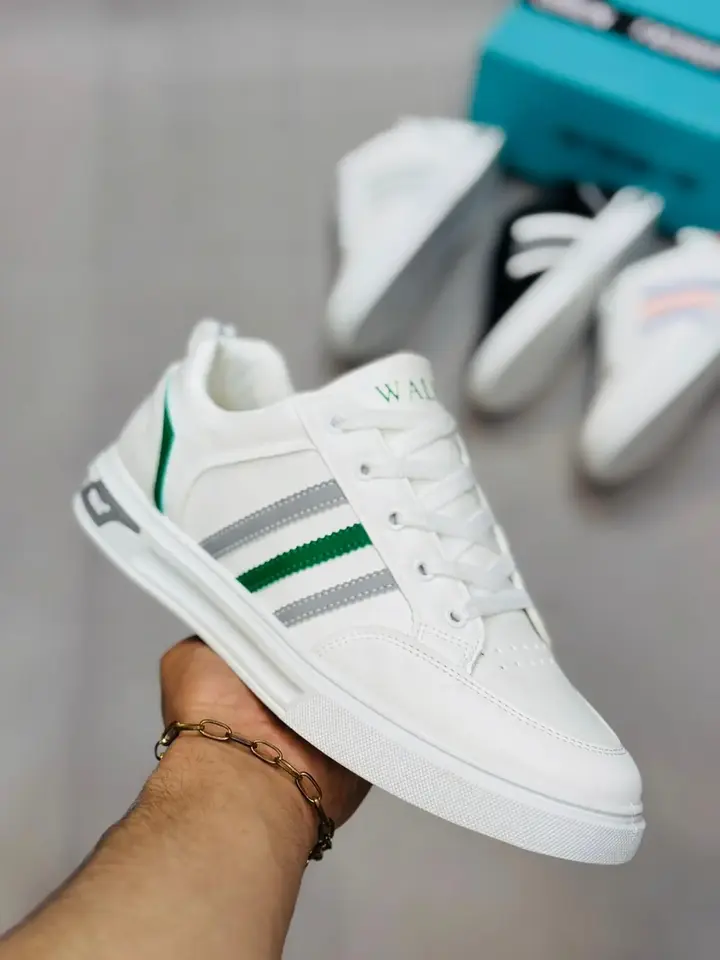 Men’s sneakers shoes